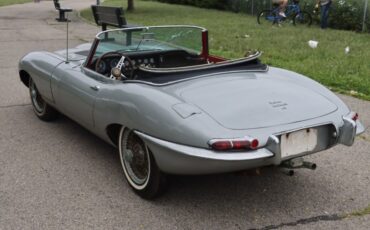 Jaguar-XK-1965-Roadster-5