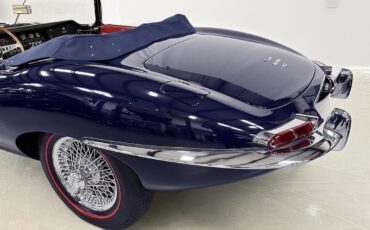 Jaguar-XK-1968-Convertible-12