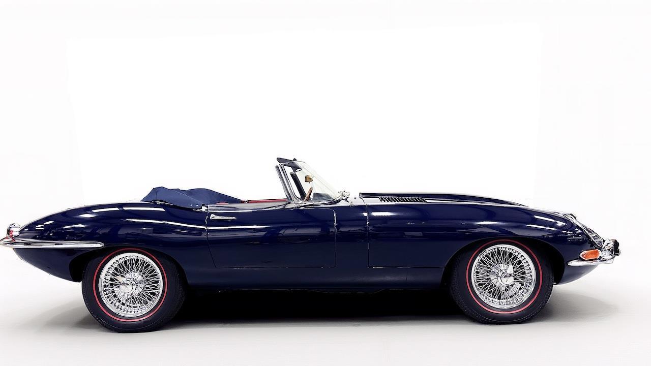 Jaguar-XK-1968-Convertible-19