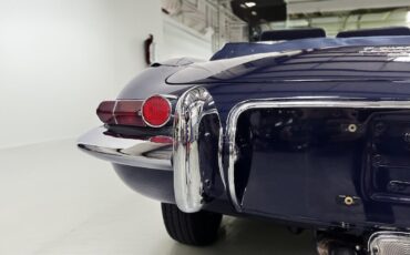 Jaguar-XK-1968-Convertible-24