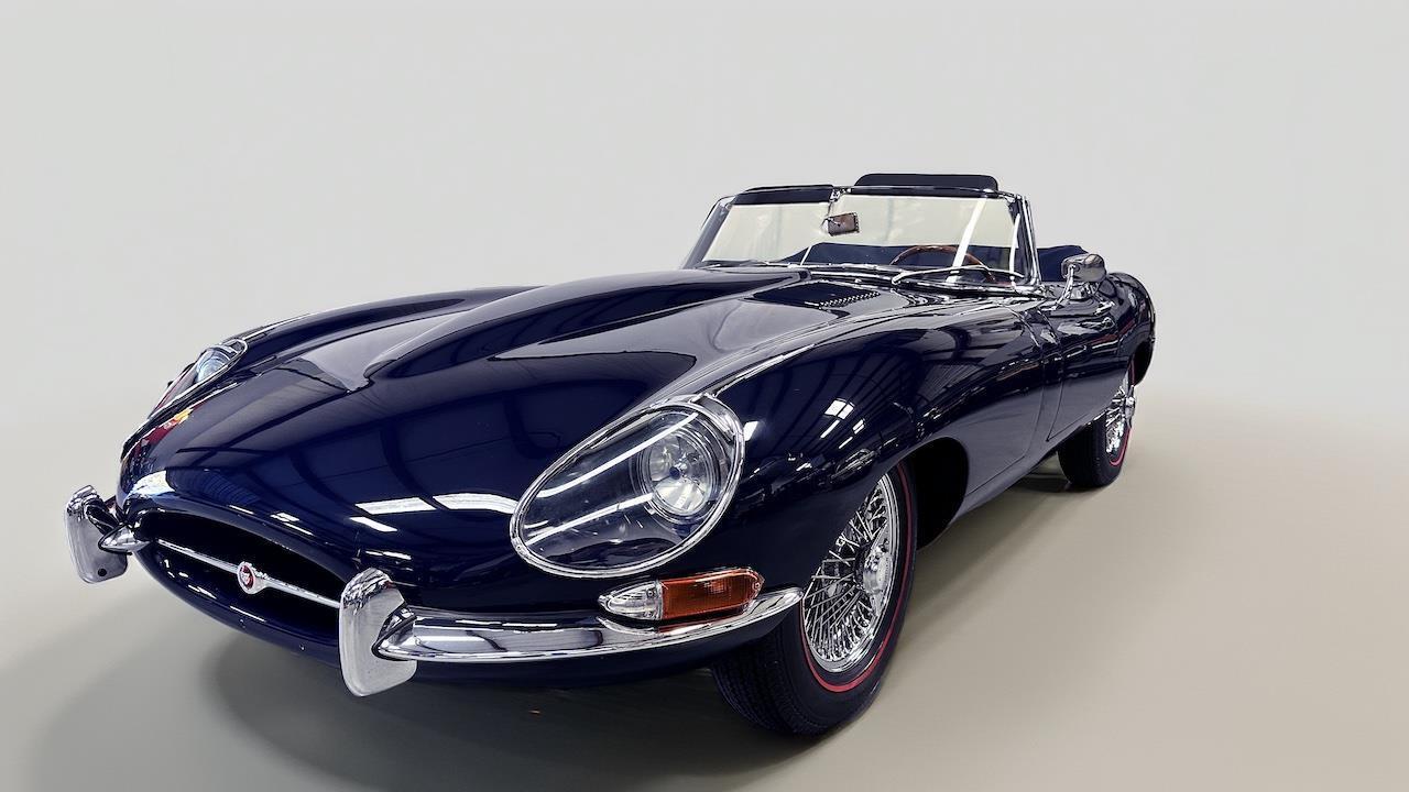 Jaguar-XK-1968-Convertible-3
