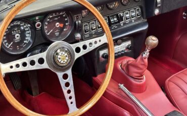 Jaguar-XK-1968-Convertible-34