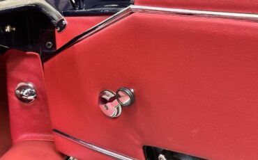 Jaguar-XK-1968-Convertible-39