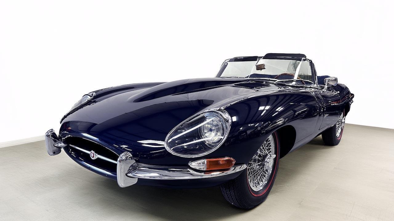 Jaguar-XK-1968-Convertible-4
