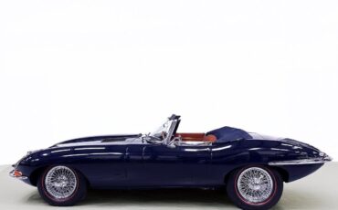 Jaguar-XK-1968-Convertible-7