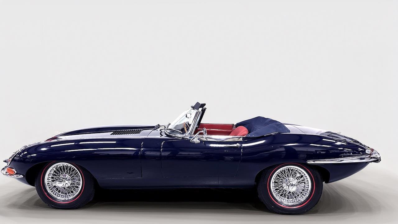 Jaguar-XK-1968-Convertible-8
