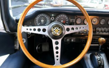 Jaguar-XK-1969-Classic-Car-22