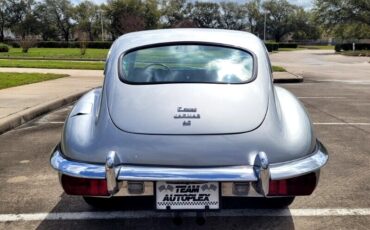 Jaguar-XK-1969-Classic-Car-8