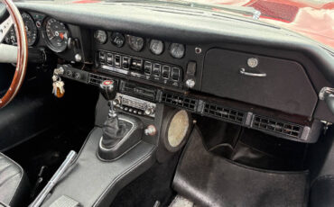 Jaguar-XK-1969-Coupe-15