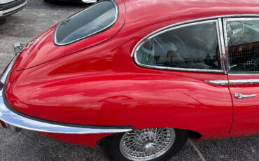 Jaguar-XK-1969-Coupe-21