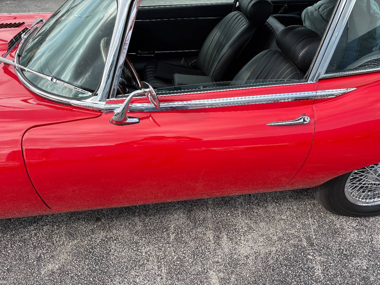 Jaguar-XK-1969-Coupe-24