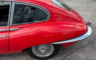 Jaguar-XK-1969-Coupe-25
