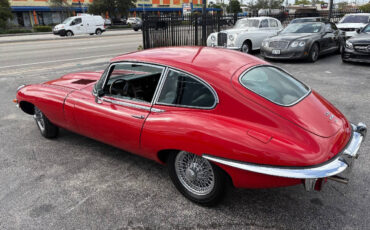 Jaguar-XK-1969-Coupe-26