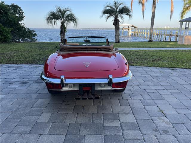 Jaguar-XK-1973-Roadster-12