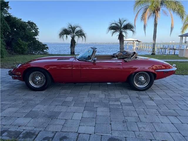Jaguar-XK-1973-Roadster-8