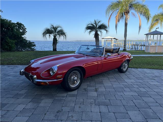 Jaguar-XK-1973-Roadster-9