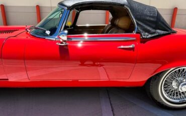 Jaguar-XK-1974-Convertible-12