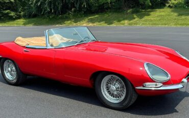 Jaguar-XKE-1965-Convertible