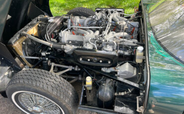 Jaguar-XKE-V12-SPEEDSTER-1972-Convertible-21