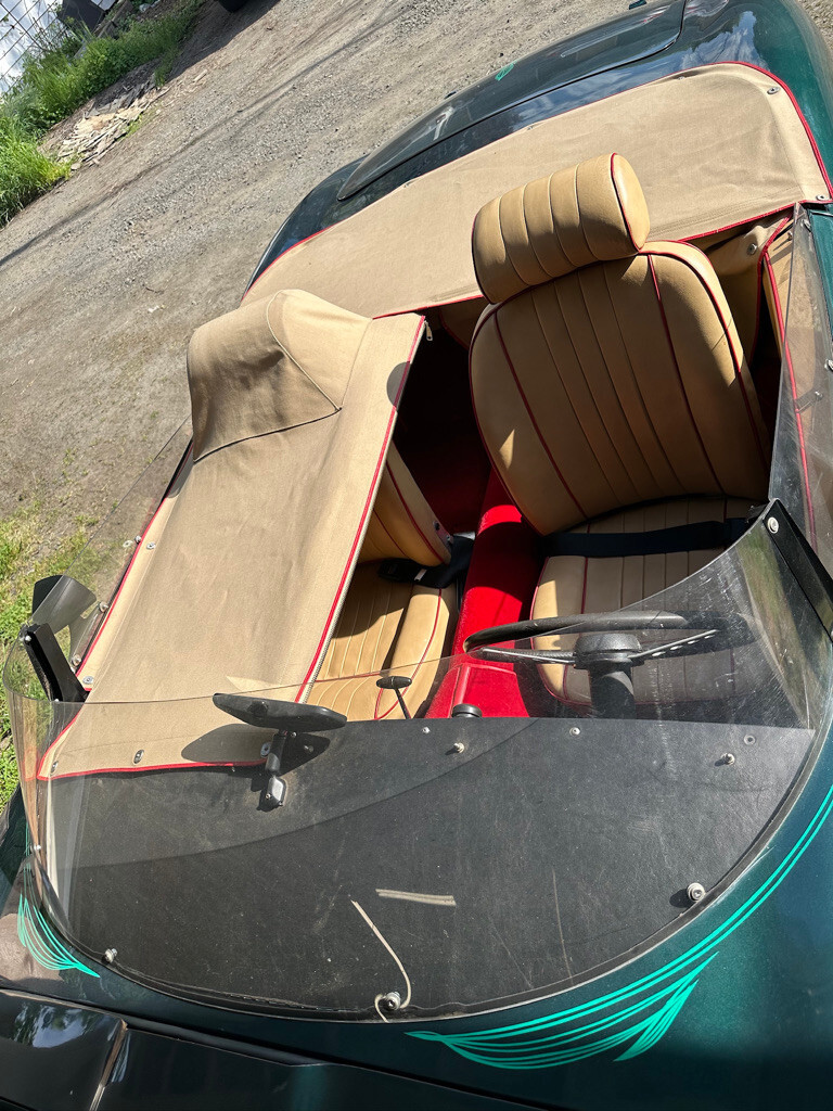 Jaguar-XKE-V12-SPEEDSTER-1972-Convertible-24