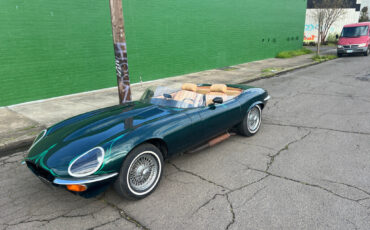 Jaguar-XKE-V12-SPEEDSTER-1972-Convertible-4