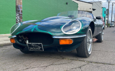 Jaguar-XKE-V12-SPEEDSTER-1972-Convertible-7