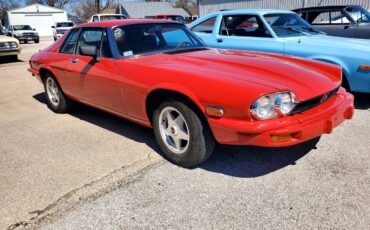Jaguar-Xj-s-1976-red-3