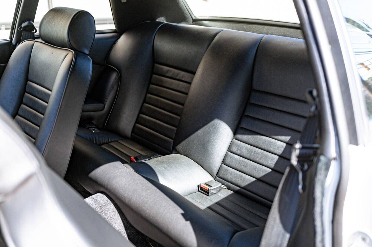 Jaguar-Xjs-1982-white-12
