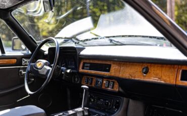 Jaguar-Xjs-1982-white-15
