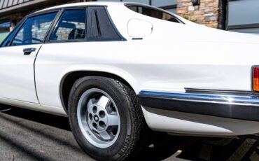 Jaguar-Xjs-1982-white-4