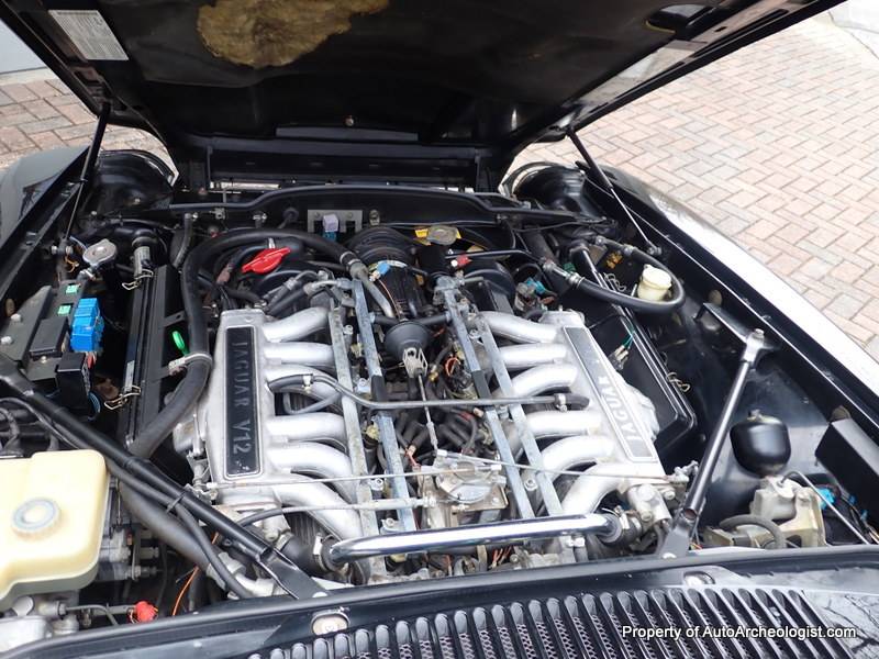 Jaguar-Xjs-convertible-1992-black-18