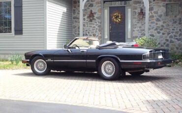 Jaguar-Xjs-convertible-1992-black