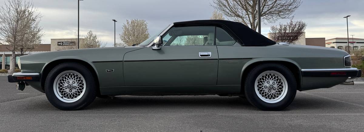Jaguar-Xjs-v6-convertible-1993-green-1
