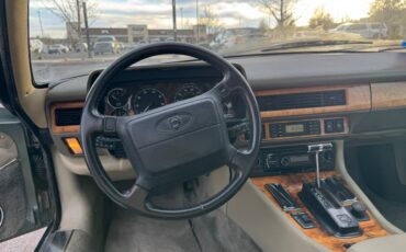 Jaguar-Xjs-v6-convertible-1993-green-10