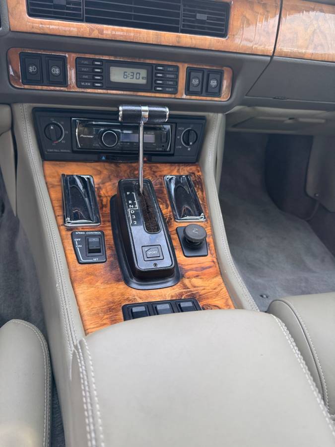 Jaguar-Xjs-v6-convertible-1993-green-8