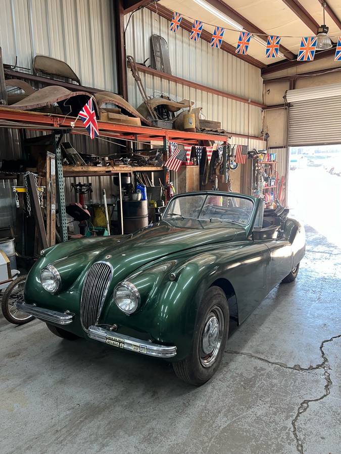 Jaguar-Xk120-1953-12