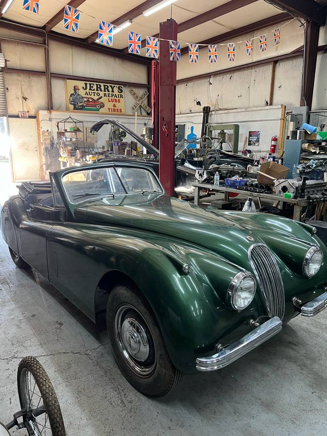 Jaguar-Xk120-1953-13