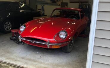 Jaguar-Xke-1970-red-2