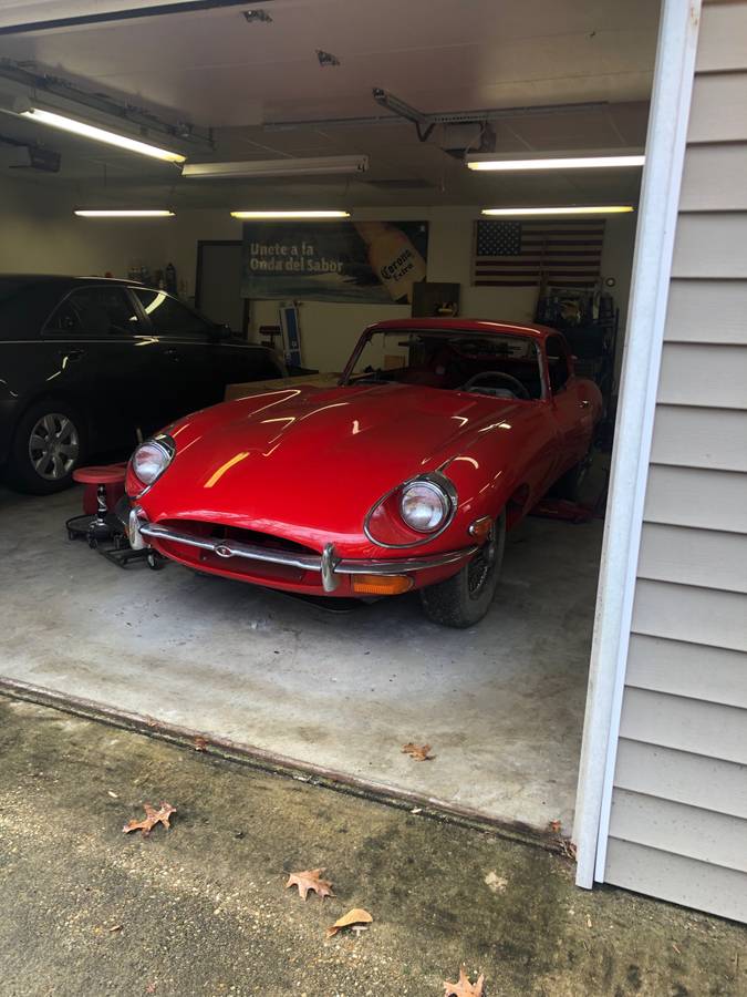 Jaguar-Xke-1970-red-2