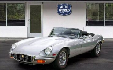 Jaguar-Xke-1974-silver