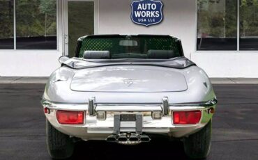 Jaguar-Xke-1974-silver-4
