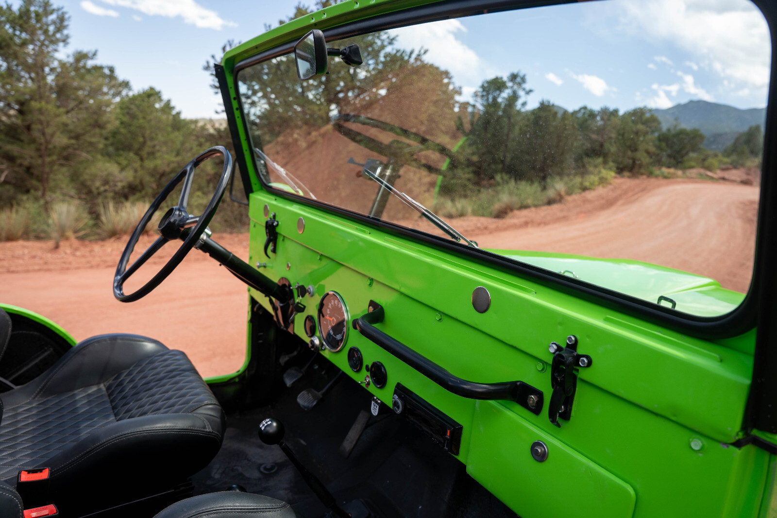 Jeep-CJ-1974-SUV-2