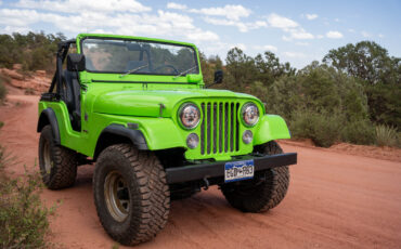 Jeep-CJ-1974-SUV-3