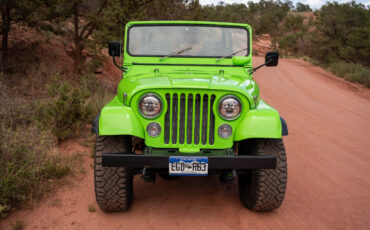 Jeep-CJ-1974-SUV-4