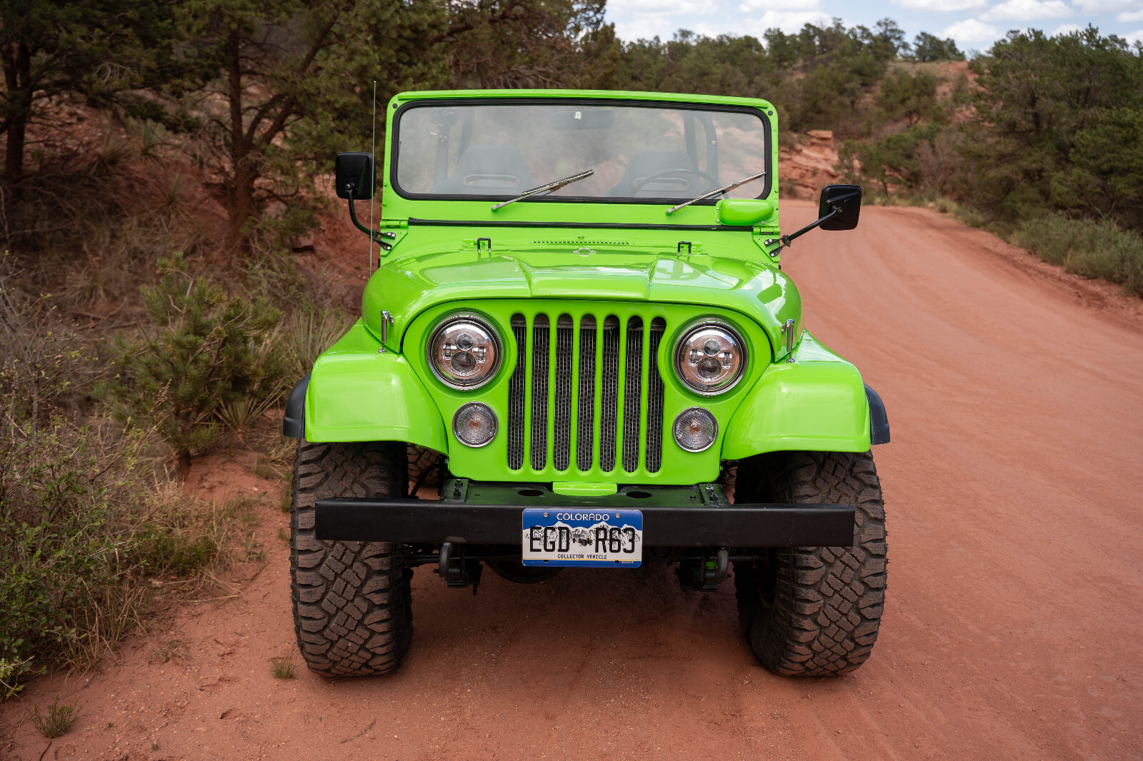 Jeep-CJ-1974-SUV-4