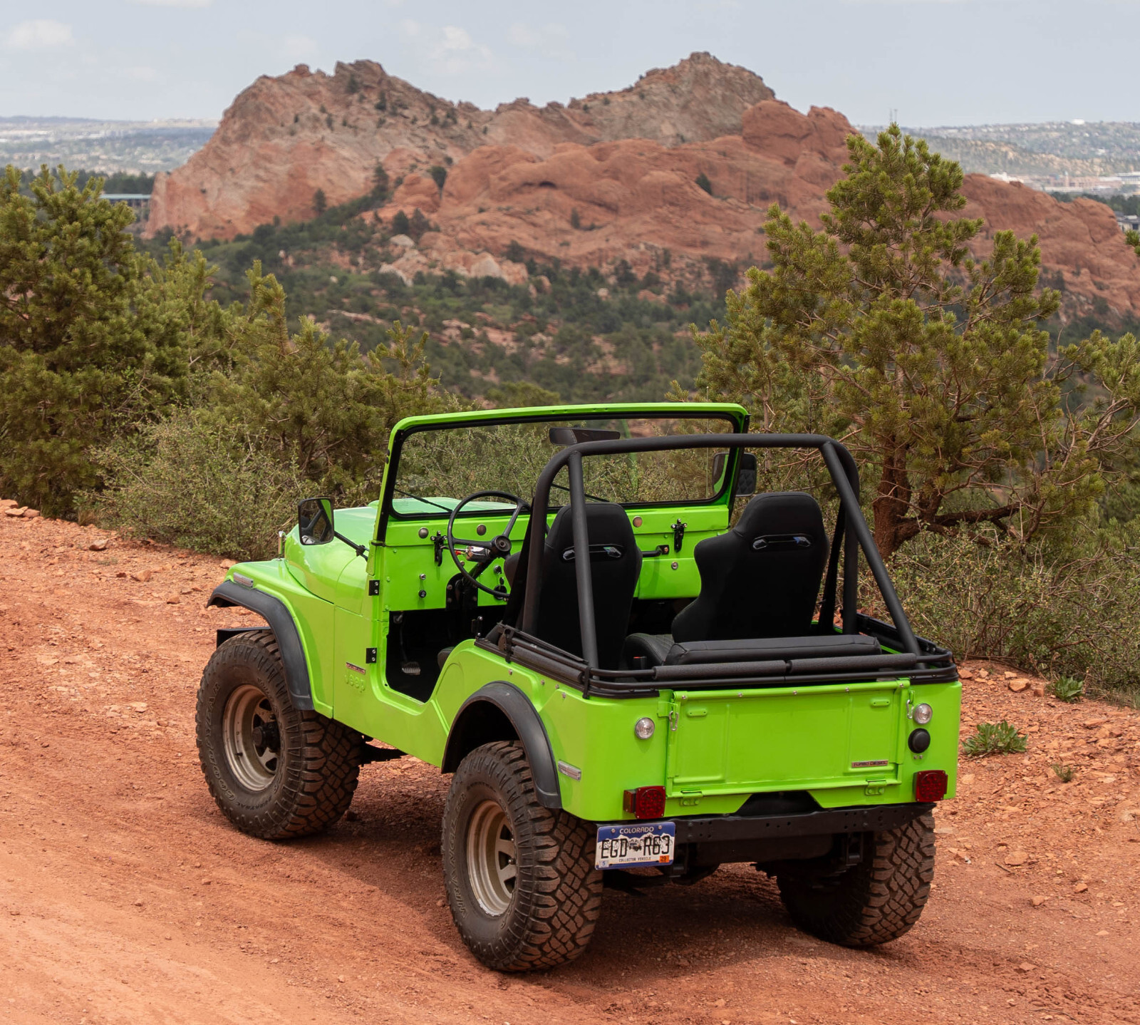 Jeep-CJ-1974-SUV-5