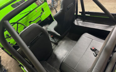 Jeep-CJ-1974-SUV-8