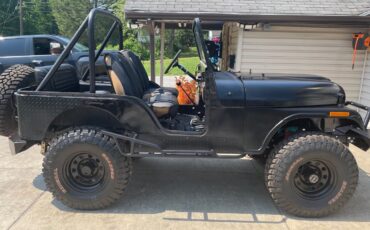 Jeep-CJ-1975-3