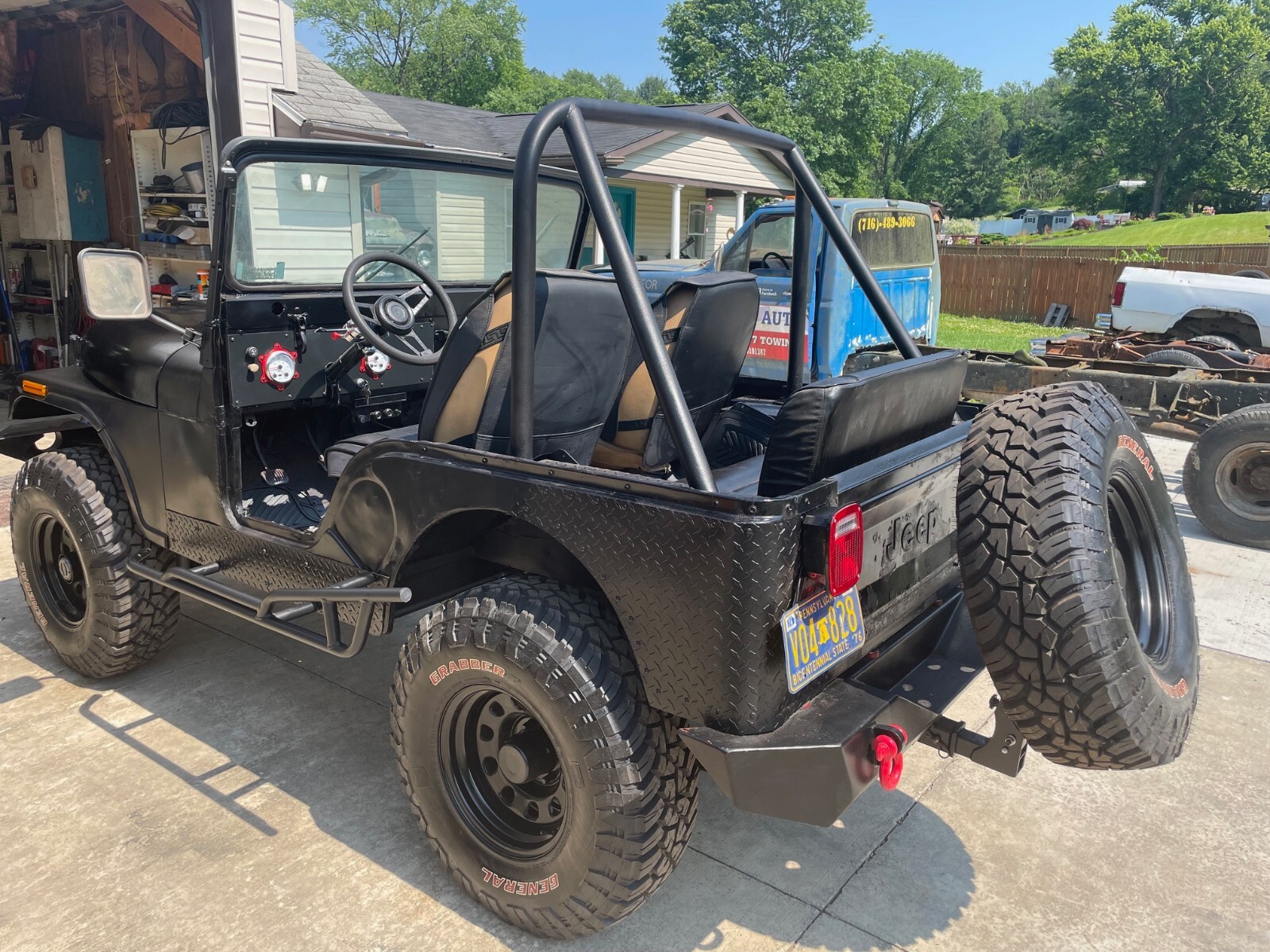 Jeep-CJ-1975-5