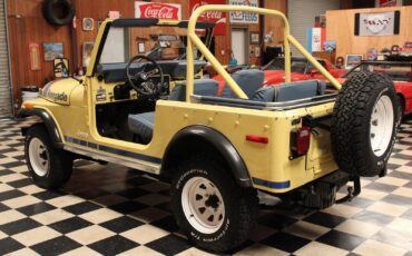 Jeep-CJ-1979-Convertible-8